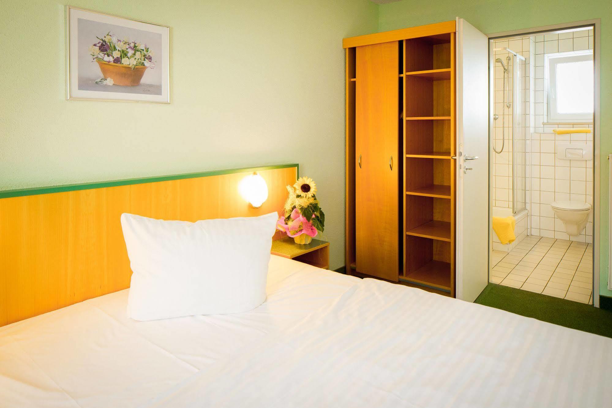 Apart Hotel Weimar Luaran gambar