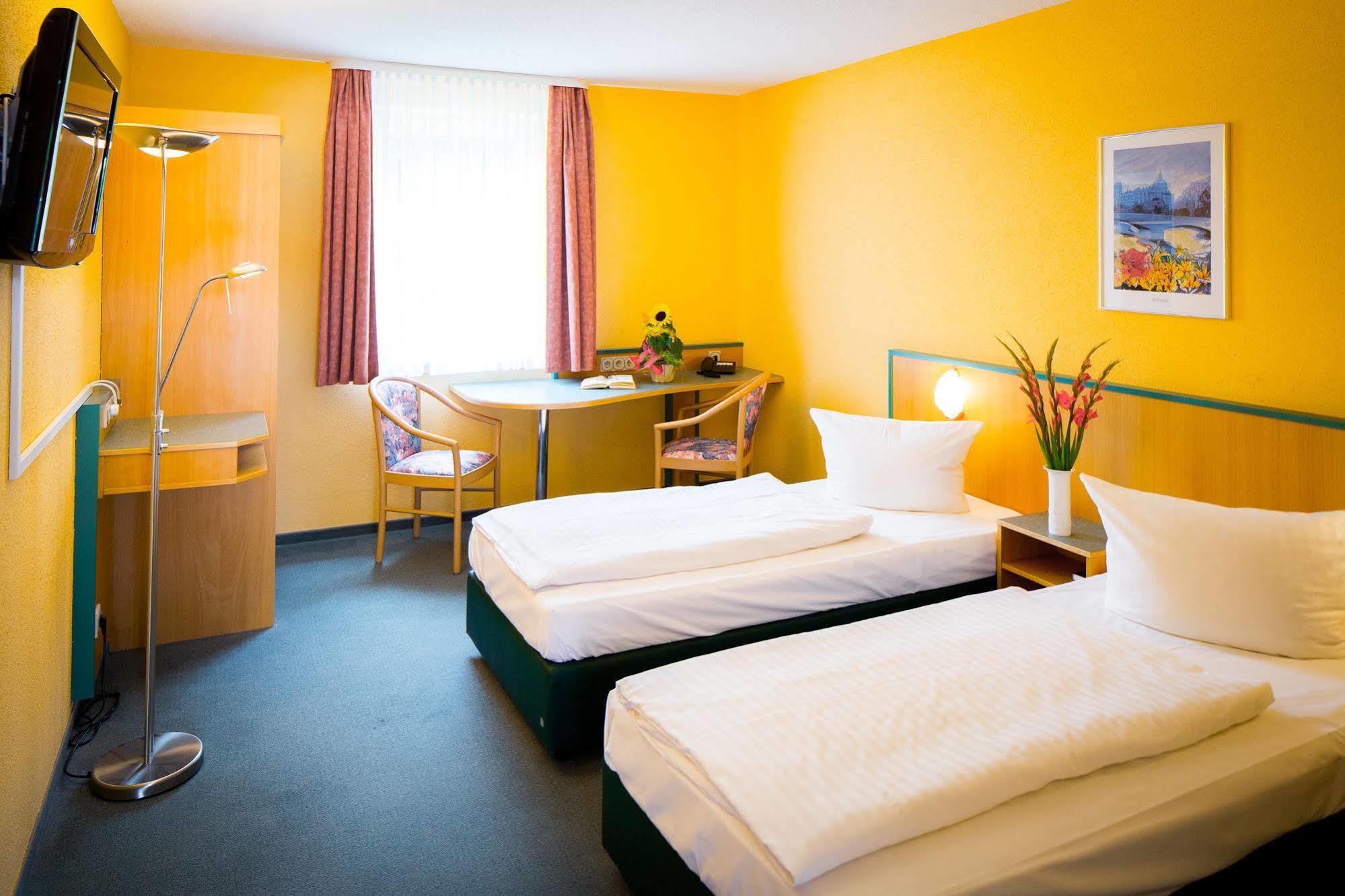 Apart Hotel Weimar Luaran gambar