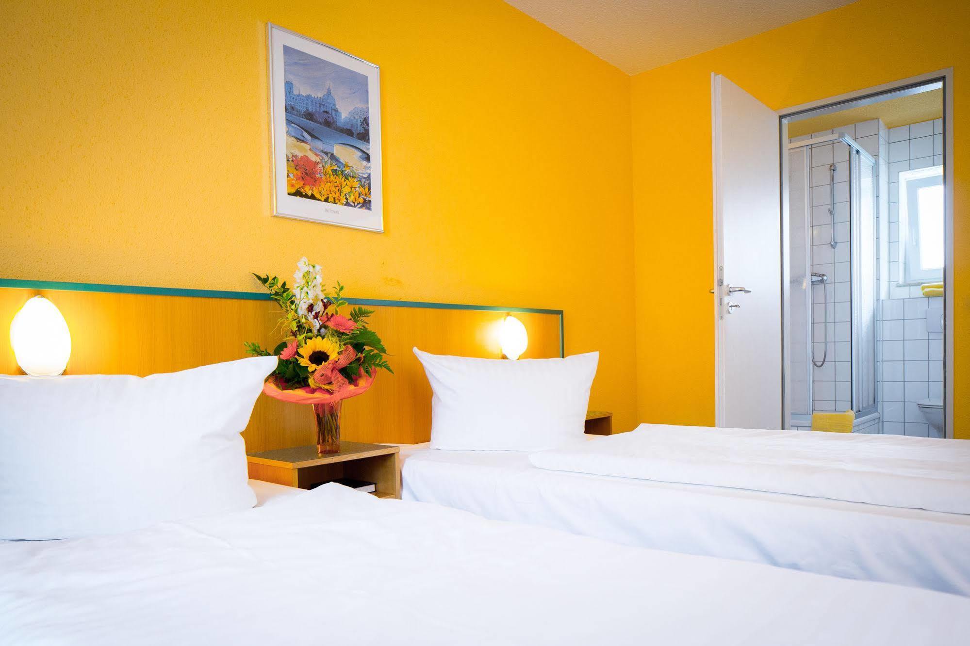 Apart Hotel Weimar Luaran gambar