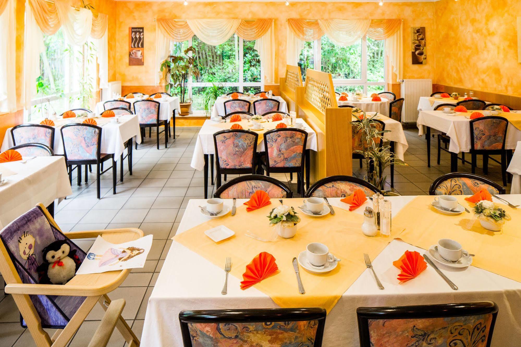 Apart Hotel Weimar Luaran gambar